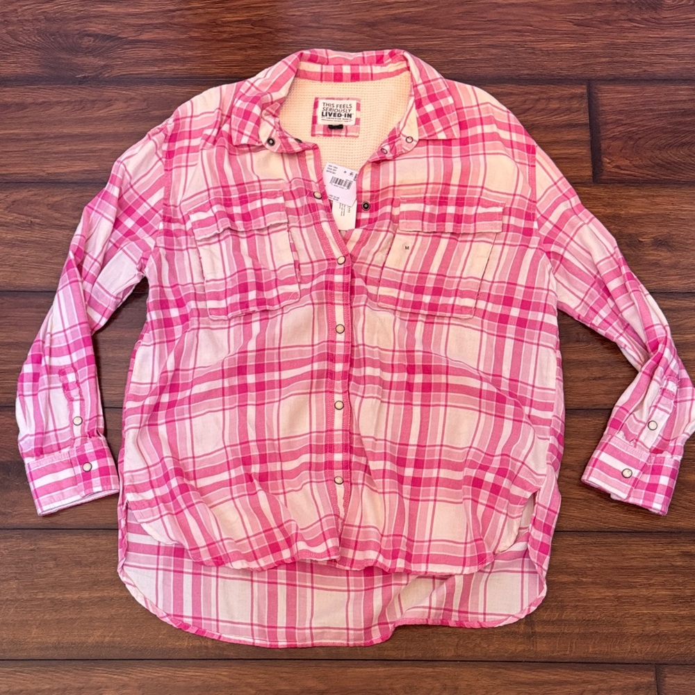 American Eagle Outfitters Pink and White Plaid Shirt